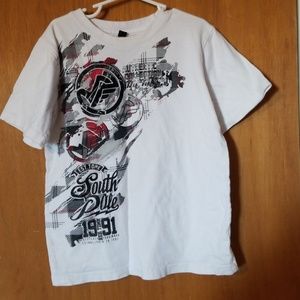 💥Sale 3/$10💥 South Pole T shirt